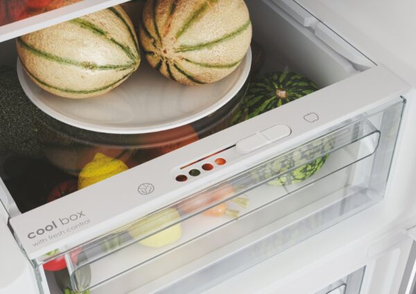 .AT.COMBI CANDY CCE4T618ES 185X59,5 NF E INOX 342L - Imagen 15