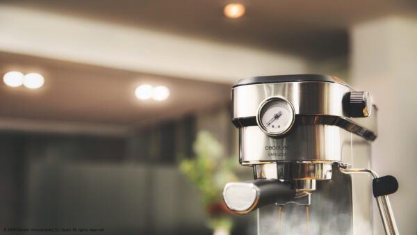 CAFETERA EXPRESS CECOTEC 01584 CAFELIZZIA 790 STEEL PRO INOX - Imagen 3