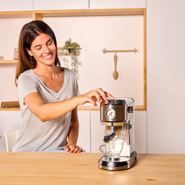 CAFETERA EXPRESS SOLAC CE4520 20BAR INOX SELECC.TEMPERATURA Y CANTIDAD - Imagen 11