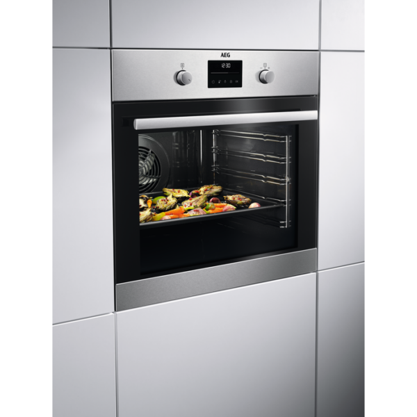 HORNO AEG BPB331161M MULTI.9 A+ INOX PIRO 72L GUIAS TELESCOP. - Imagen 4