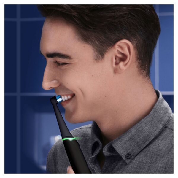 CEPILLO DENTAL ORAL B IO 6S NEGRO - Imagen 5